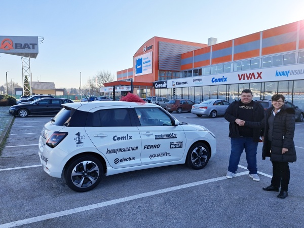 Sretni dobitnici preuzeli svoje nagrade