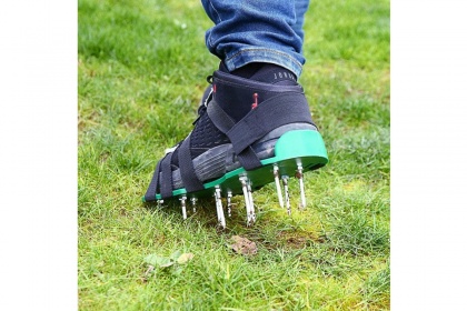 Nastavak za cipele za prozračivanje travnjaka